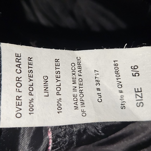 Dress - Picture 3 of 4